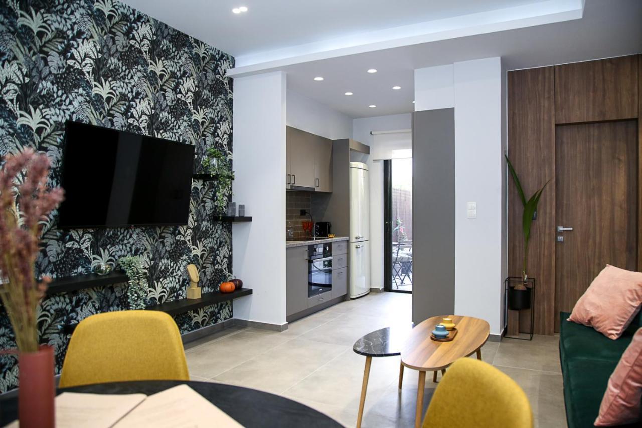 Caravin Wanderhome, 5 Min From Metro Nea Ionia Athens Exterior photo