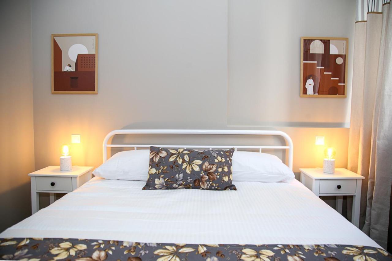 Caravin Wanderhome, 5 Min From Metro Nea Ionia Athens Exterior photo