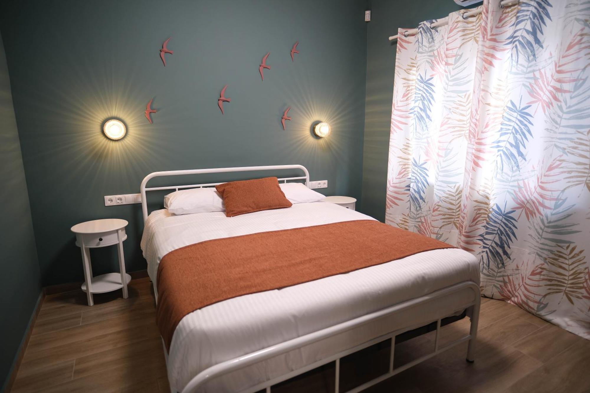 Caravin Wanderhome, 5 Min From Metro Nea Ionia Athens Exterior photo